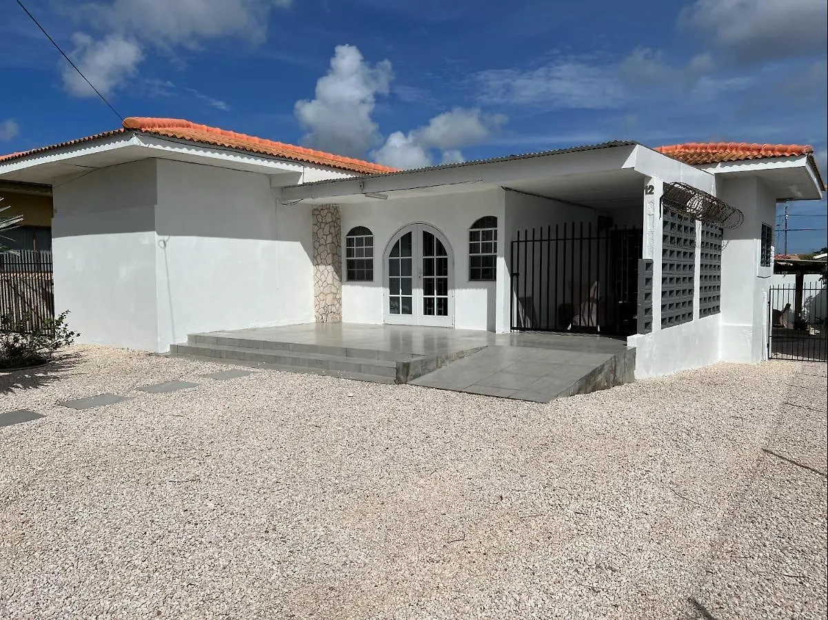 Holiday home Casa Sonrisa - Centrally Located House With Plunge Pool Willemstad Curacao